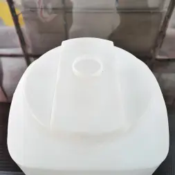 Емкость L 1000л OIL белая